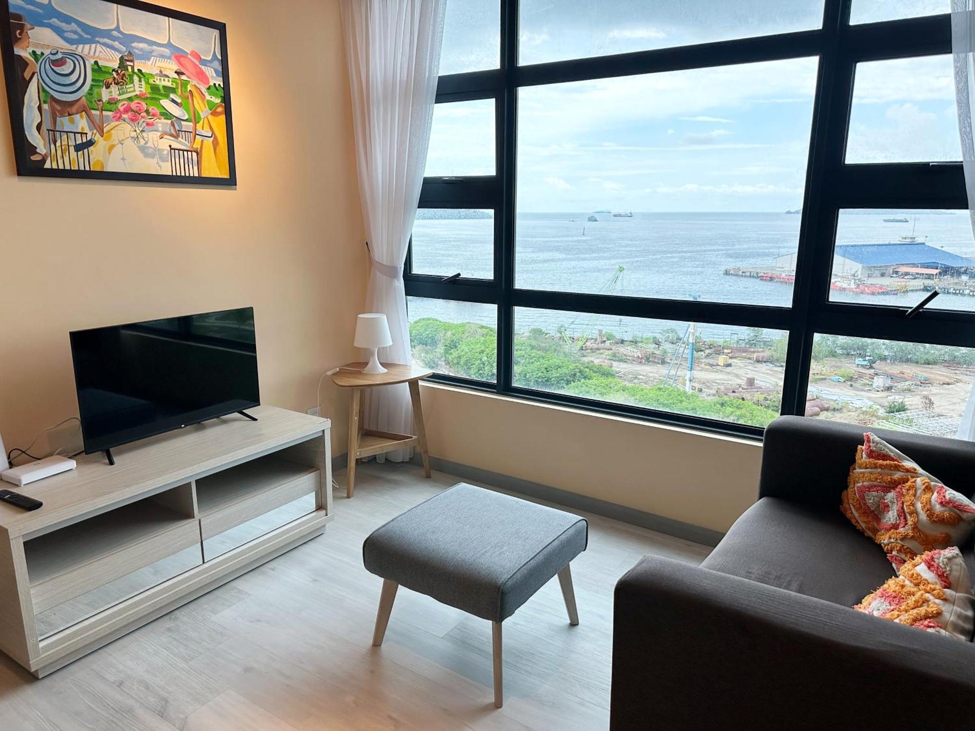 Jesselton Quay Kota Kinabalu City Centre By Lw Suites Room photo