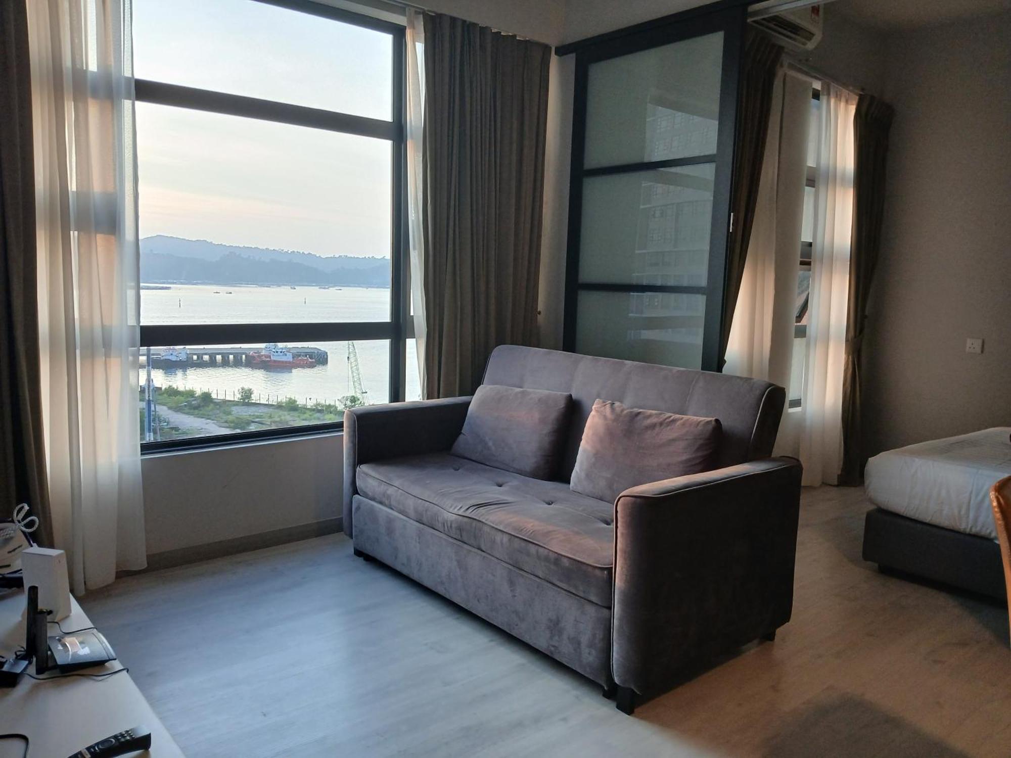 Jesselton Quay Kota Kinabalu City Centre By Lw Suites Room photo